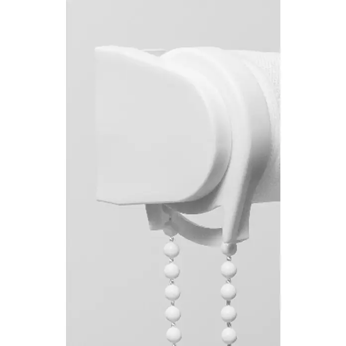 Estor enrollable Bahamas - An x Al: 90 x 250 cm, Blanco - Primer plano de un estor enrollable blanco con cadena de accionamiento, combinando diseño minimalista y funcionalidad.