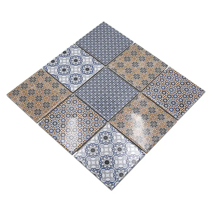 Mosaikfliese Quadrat Classico Mix - 29,8 x 29,8 cm, Mehrfarbig, Glänzend - Fliesenmuster in Diamantenform: Dieses Bild zeigt ein Muster aus Fliesen mit einem orientalischen Design in verschiedenen Farbvarianten.