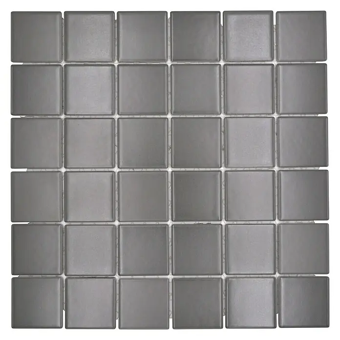 Mosaikfliese Quadrat Uni CD 172 - 29,8 x 29,8 cm, Grau, Matt - Quadratische, graue Glasmosaikfliesen. Perfekt für moderne Akzente in Bad und Küche, die Oberfläche ist leicht schimmernd, und veredelt jeden Raum.