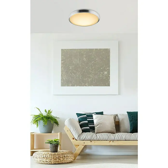 Lavida LED-Deckenleuchte rund Forli - 18 W, Ø x H: 350 mm x 10 cm, Weiß - Eine moderne Deckenleuchte mit einem runden, weißen Diffusor und einem schlanken, silbernen Rahmen, die eine warme und einladende Atmosphäre schafft.
