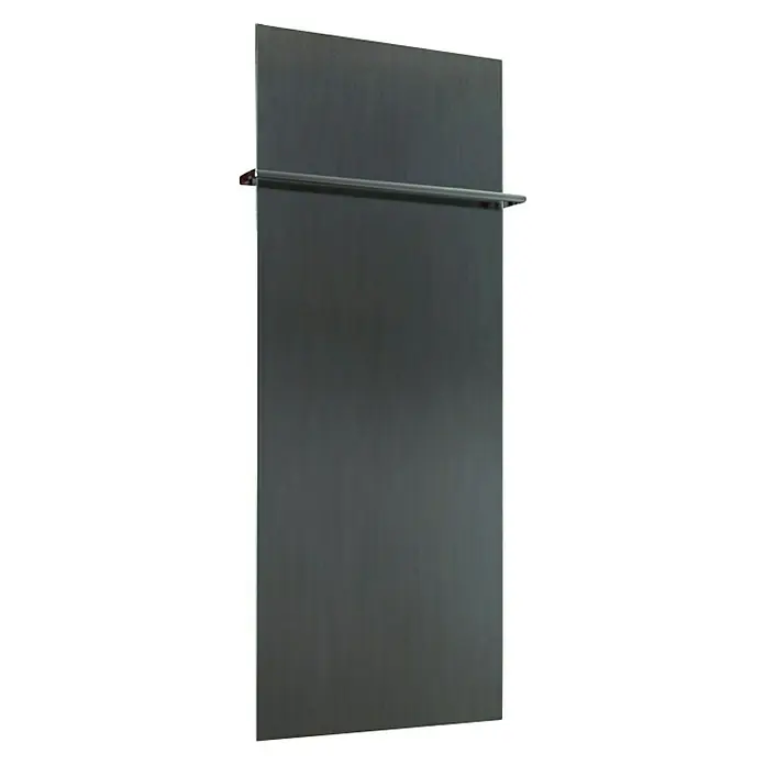 Szagato Designheizkörper Manhattan 2 - B x H: 470 x 1.200 mm, Wärmeleistung bei Vorlauftemperatur von 75 °C (D: 50): 799 W, Edelstahl matt, Mit 1 Handtuchhalter (15 mm) - Ein schlanker, anthrazitfarbener Heizkörper mit einem integrierten Handtuchhalter, ideal für moderne Badezimmer.