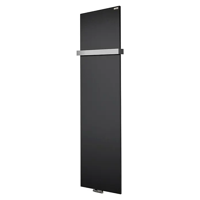 Szagato Designheizkörper Manhattan 3 - B x H: 470 x 1.800 mm, Wärmeleistung bei Vorlauftemperatur von 75 °C (D: 50): 1.118 W, Schwarz, Mit 1 Handtuchhalter (50 mm) - Abbildung eines schwarzen Badheizkörpers mit Handtuchhalter. Das elegante Design macht ihn zu einer stilvollen Ergänzung für jedes Badezimmer.