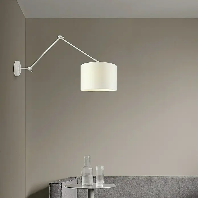 Home Sweet Home Wandleuchte Shift - 40 W, Weiß, E27 - Eine moderne, weiße Wandleuchte mit schwenkbarem Arm und zylindrischem Lampenschirm, ideal für stilvolle Beleuchtung.