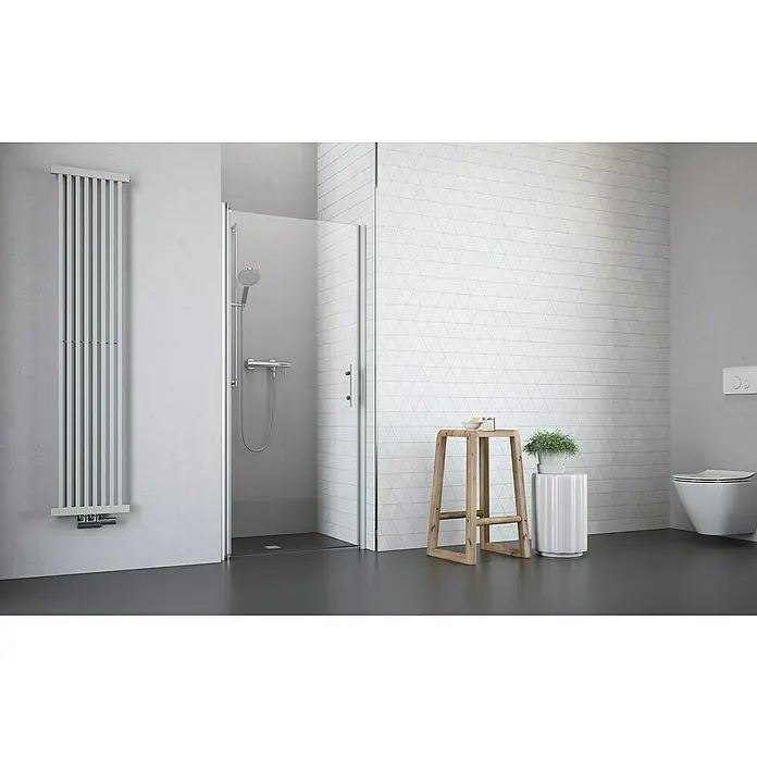 Camargue Vario Nischendusche S3+S9 - 90 x 195 cm, Beschichtet, Silber, 6 mm - Ein minimalistisches Badezimmer mit einer modernen Duschkabine mit klarem Glas und Chrombeschlägen, neben einem schlanken Heizkörper.