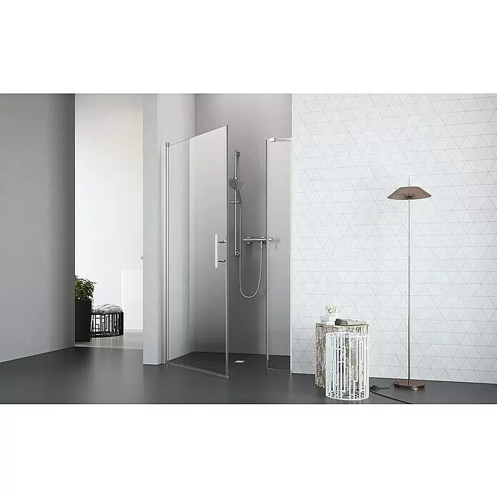 Camargue Vario Nischendusche S17+S3 - 110 x 195 cm, Beschichtet, Silber, 6 mm - Glasdusche mit Chrombeschlägen und Duschkopf in einem modernen Badezimmer.