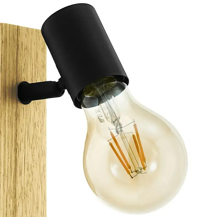 Eglo Townshend 3 LED-Wandleuchte - 10 W, Braun, Schwarz - Nahaufnahme einer modernen Wandleuchte mit einer Edison-Glühbirne, befestigt an einem Holzsockel mit einem schwarzen Lampenschirm.