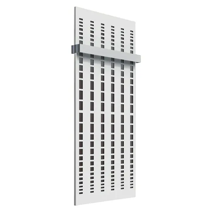 Szagato Designheizkörper Broken Mirror 2 - B x H: 470 x 1.200 mm, Wärmeleistung bei Vorlauftemperatur von 75 °C (D: 50): 799 W, Moonstone-Grau/Weiß, Mit 1 Handtuchhalter (50 mm) - Abbildung eines weißen Heizkörpers mit schmalen, rechteckigen Aussparungen und einer horizontalen Halterung.