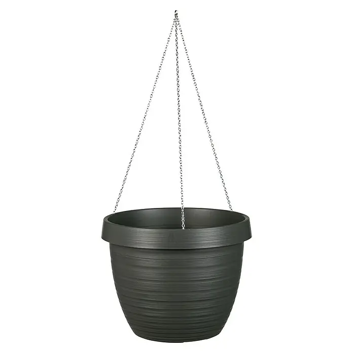 Scheurich Country Star Blumenampel - Außenmaß (Ø x H): 24 x 18,6 cm, Kunststoff, Metallic grey - Nahaufnahme eines grauen Hängetopfs mit einer dreifachen silbernen Kette zum Aufhängen. Das Topfdesign ist gerillt.