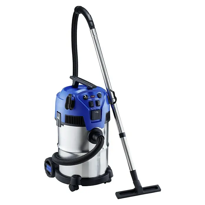 Nilfisk Elektro-Nass- & Trockensauger Multi II 30 T Inox VSC - 1.400 W, Behältervolumen: 30 l, Halbautomatisch - Hier ist ein Nass- und Trockensauger mit blauem Oberteil und silbernem Tank.
