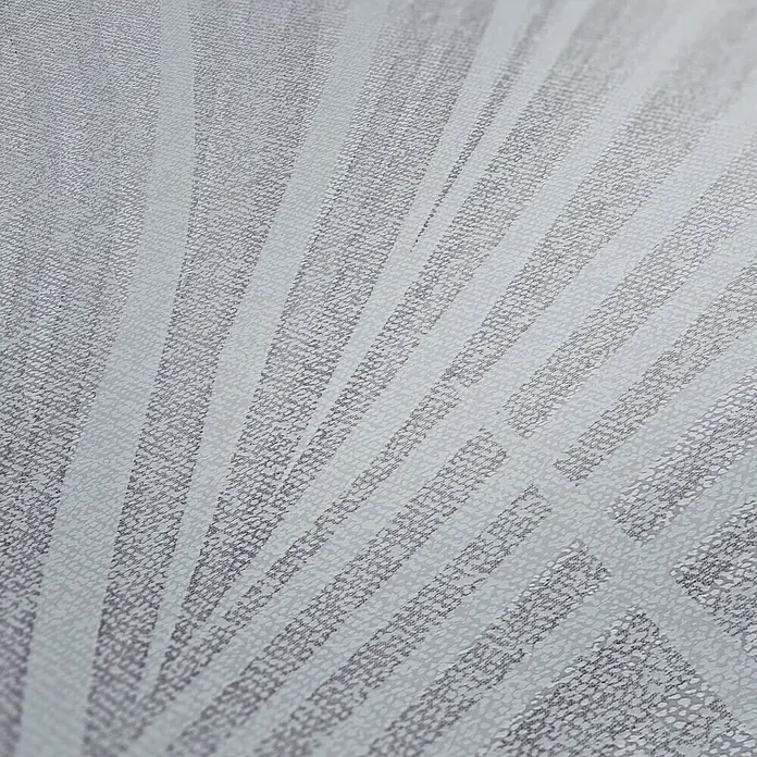 A.S. Création New Elegance Vliestapete Farn - Grau, Floral, 10,05 x 0,53 m - Nahaufnahme eines Textilprodukts mit einem subtilen, gestreiften Muster in Grau, das eine elegante und moderne Textur zeigt.