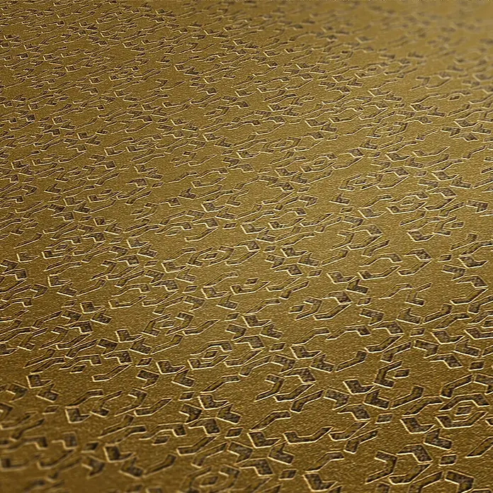 A.S. Création Metropolitan Stories II Vliestapete Metallornament - Gold, Ornament, 10,05 x 0,53 m - Nahaufnahme eines goldenen Musters mit geometrischen Formen, das eine edle Textur und ein raffiniertes Design zeigt.