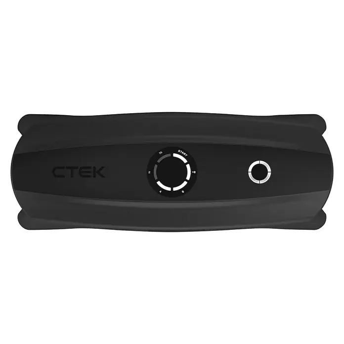 CTEK Powerbank CS FREE - Kapazität: 10 Ah - 130 Ah, Geeignet für: AGM Batterien - Nahaufnahme eines CTEK-Batterieladegeräts mit Bedienelementen und Markenzeichen, ideal für Autobatterien.