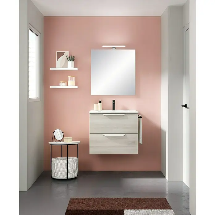 Riva Urban Einbauwaschbecken - 60,8 x 46 cm, Weiß - Ein modernes Badezimmer mit einem Waschtischunterschrank in Holzoptik und einem passenden Spiegel. Das Bad ist in sanften Rosatönen gehalten.