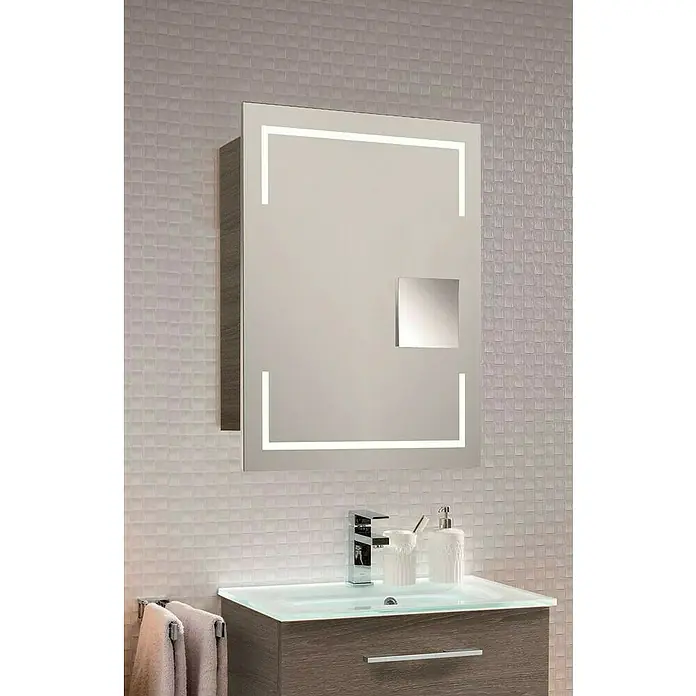 Camargue Stella LED-Spiegelschrank - B x H: 60 x 73,7 cm, Holz, Eiche Maron, DIN Anschlag: Links, Kantenausführung Tür: Eckig - Der beleuchtete Spiegelschrank bietet großzügigen Stauraum und integrierte Beleuchtung für eine moderne Badgestaltung.