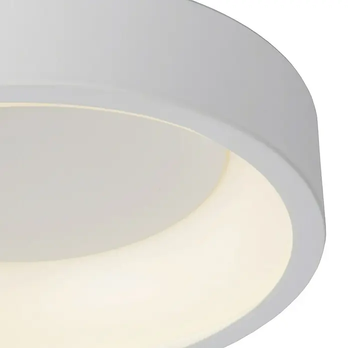 Lucide Talowe LED-Deckenleuchte rund - 30 W, Ø x H: 450 mm x 13 cm, Weiß, Warmweiß - Nahaufnahme einer modernen, runden Deckenleuchte in Weiß, die ein sanftes, einladendes Licht ausstrahlt.