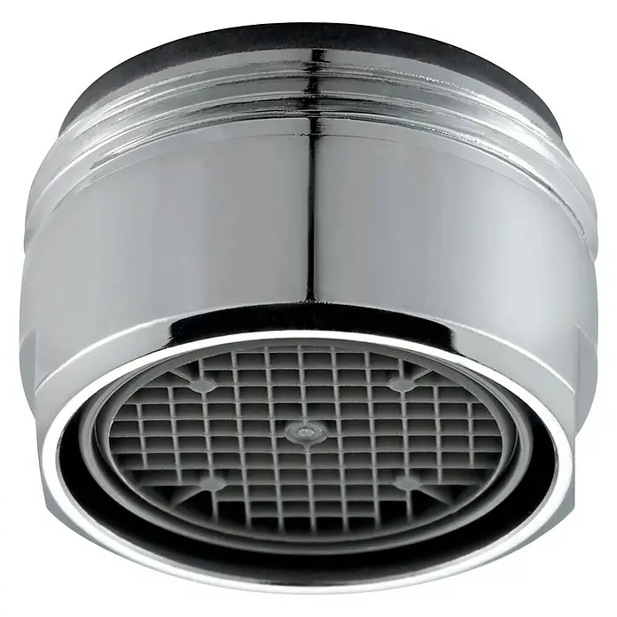 Admiral Aireador de ahorro de agua Nr. 12 - M24, 1 ud., 13,5 l/min - 15 l/min - Primer plano de un aireador de grifo cromado, con un patrón de rejilla gris en la salida para una distribución uniforme del agua.