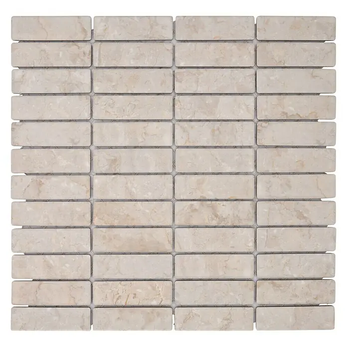 Mosaikfliese Stäbchen Uni ST SO 45 - 29,7 x 29 cm, Beige, Matt - Nahaufnahme einer eleganten Mosaikfliese mit beigen, rechteckigen Steinen, die ein raffiniertes Muster für stilvolle Innenräume bilden.