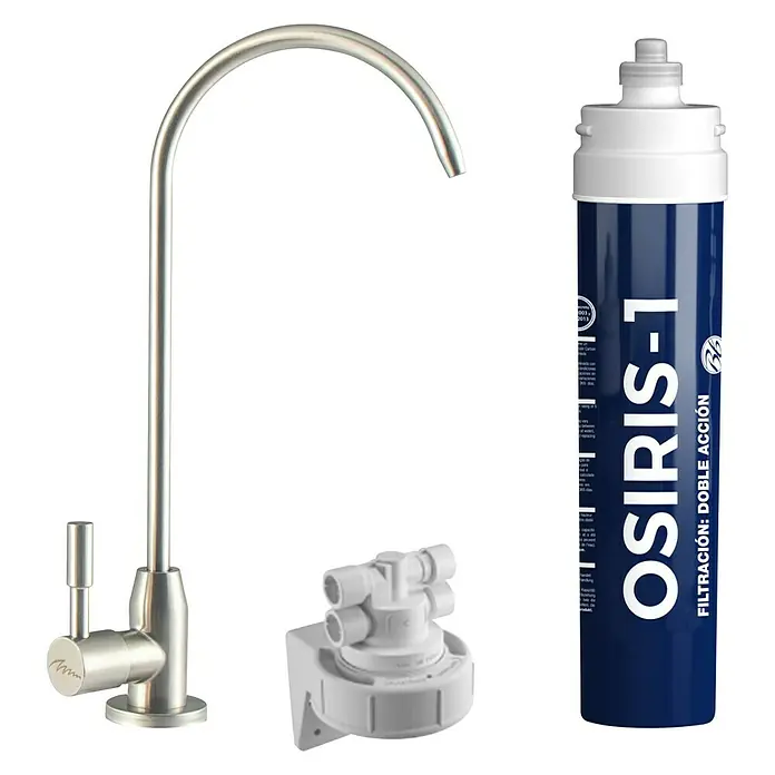Bb agua Filtro de agua Osiris 1 - Apto para: Fregaderos - Primer plano de un sistema de filtración de agua Osiris-1, con grifo moderno y componentes relacionados.