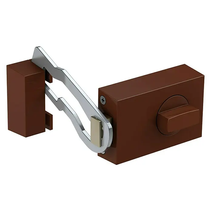 Basi Türzusatzschloss KS500Braun, DIN Anschlag: Universell einsetzbar, Dornmaß: 60 mm, Sperrbügel - Nahaufnahme eines modernen, braunen Riegelschlosses mit einem silbernen Schließmechanismus. Das Produkt ist freigestellt auf schwarzem Hintergrund.