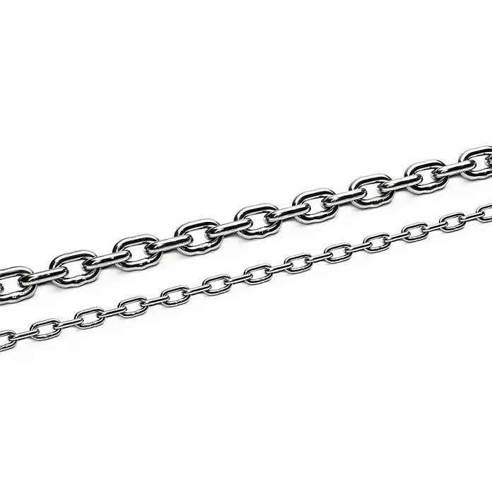 Seilflechter Cadena de ancla a metros - Ø x L: 5 x 18,5 mm, Acero inoxidable - Primer plano de dos cadenas de plata de diferentes tamaños sobre un fondo blanco.