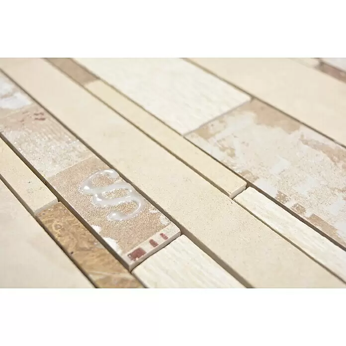 Mosaikfliese Verbund Mix MTS STB B03 - 25,5 x 30 cm, Beige/Braun, Matt - Helle beige rechteckige Mosaikfliesen mit verschiedenen Texturen, teilweise mit Kleber, im versetzten Muster angeordnet.