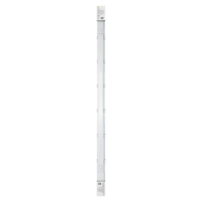 Ledvance LED-Feuchtraumlichtleiste SubmarineL x B x H: 156,5 x 7,2 x 8,6 cm, Lichtfarbe: Neutralweiß, 19 W, IP65 - Nahaufnahme einer schlanken, weißen LED-Leuchte mit Befestigungsclips, ideal für moderne Innenräume und energiesparende Beleuchtung.