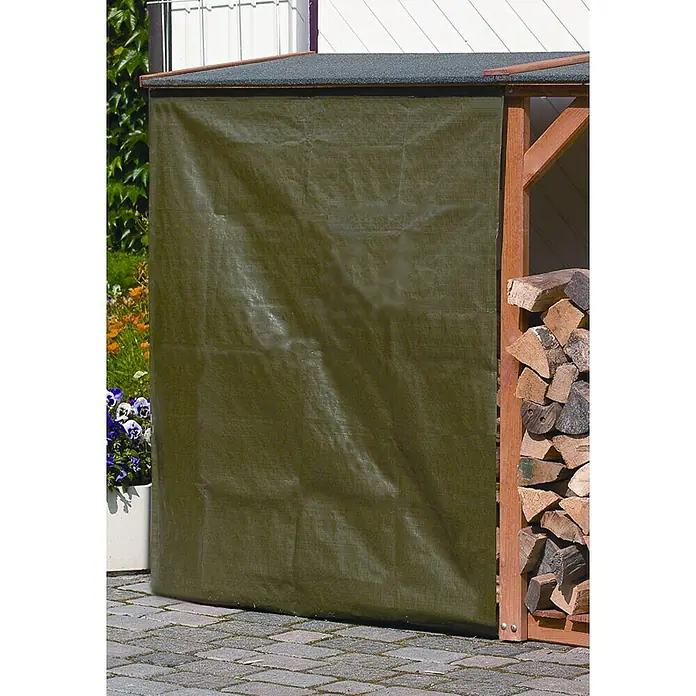 Promadino Kaminholzregal Erweiterung Speyer - 120 x 68 x 148 cm, Honigbraun - Ein Holzunterstand mit einer grünen Plane, die vor Wind und Wetter schützt. Der Holzunterstand ist mit Holz gefüllt und bietet einen praktischen Lagerplatz.