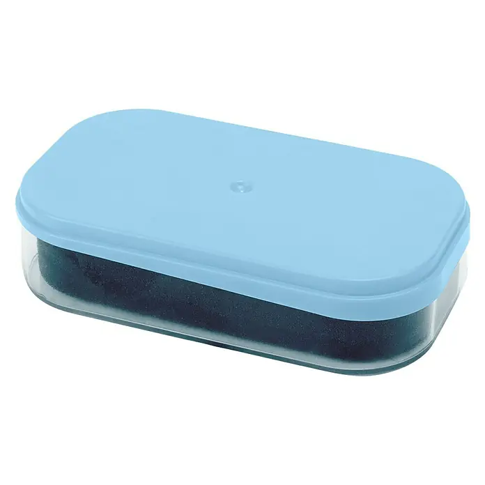 Esponja limpiadora para salpicaderos - Océano - Caja de plástico azul claro con base transparente y una esponja oscura, ideal para uso de oficina o doméstico.