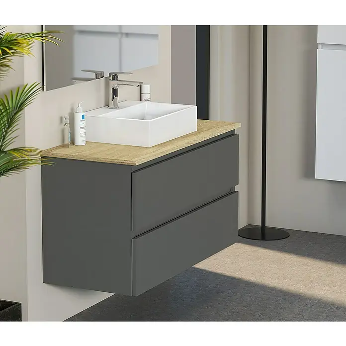 Artysan Mueble bajo de lavabo Fons - 46 x 100 x 56 cm, Antracita - Un mueble de baño moderno gris con encimera de madera clara y un lavabo rectangular sobre encimera. Diseño elegante para un baño contemporáneo.