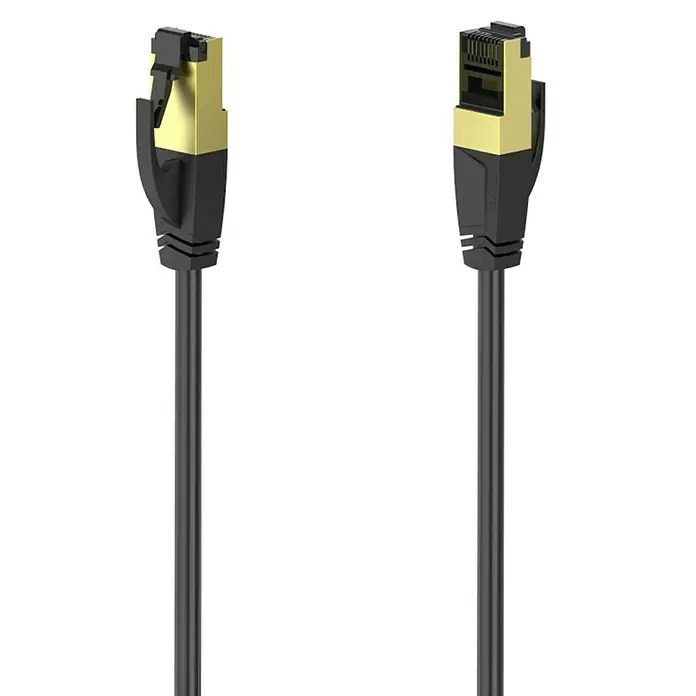 Hama Netzwerk-KabelCAT8, Länge: 5 m, Schwarz, RJ45-Stecker, Bis zu 40 Gbit/s - Das Bild zeigt zwei Cat-Kabel mit vergoldeten Steckern, die auf einem weißen Hintergrund präsentiert werden.