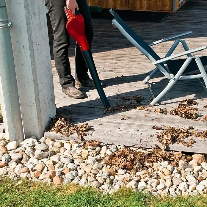 Einhell Power X-Change 18V Akku-Laubbläser GC-CL18/1 LI E-SOLO - 18 V, Ohne Akku, Blasgeschwindigkeit: 210 km/h, Blasleistung: 0 m³/h - 105 m³/h - Anwendungsbeispiel