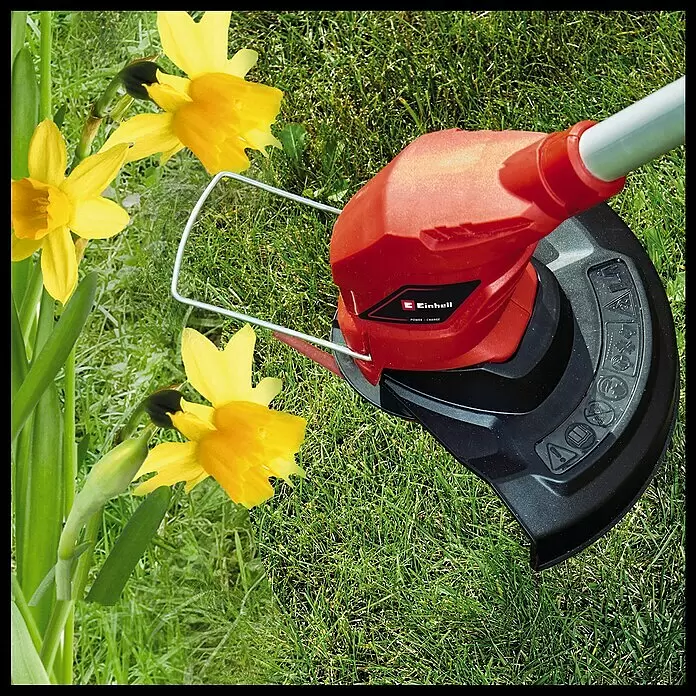 Einhell Power X-Change 18V Akku-Rasentrimmer - 18 V, 2 Ah, Li-Ionen, 1 Akku, Schnittbreite Messer: 24 cm - Anwendungsbeispiel