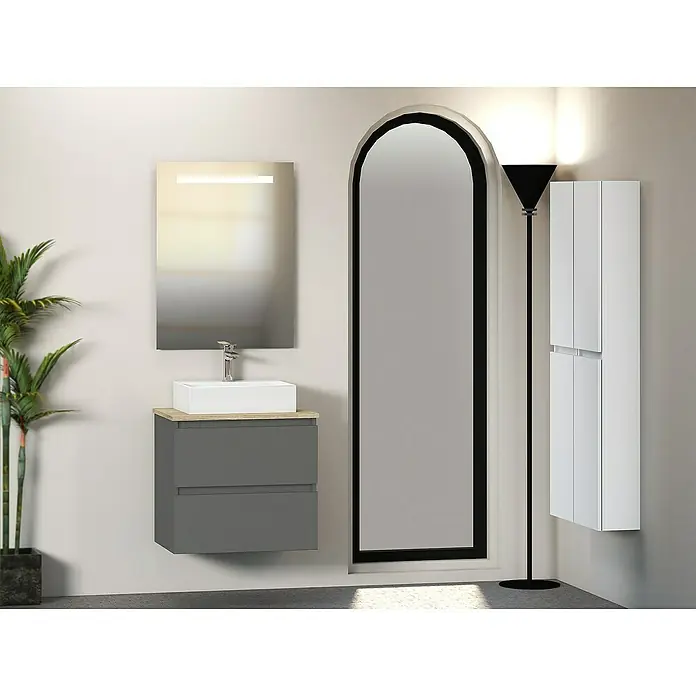 Artysan Mueble bajo de lavabo Fons - 46 x 60 x 56 cm, Antracita - Interior de baño con mueble de lavabo, espejo y armario alto en blanco, así como un espejo alto con marco negro.