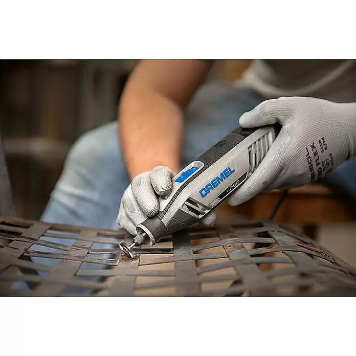 Dremel Multifunktionswerkzeug 4250-3/45 - 175 W, 5.000 U/min - 35.000 U/min - Anwendungsbeispiel