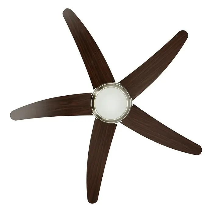 Voltomat Deckenventilator Fabiola - Wenge, 132 cm, 60 W - Deckenventilator mit fünf braunen Holzflügeln und einer runden, hellen Lampe in der Mitte. Ideal für Beleuchtung und Kühlung.