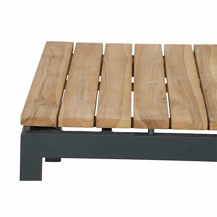 Siena Garden Garten-Loungetisch Alvida - L x B x H: 73,5 x 73,5 x 31,5 cm, Teak, Aluminium, Anthrazit/Naturbraun - Nahaufnahme eines Gartentisches mit Holzlattenplatte und grauem Metallgestell.