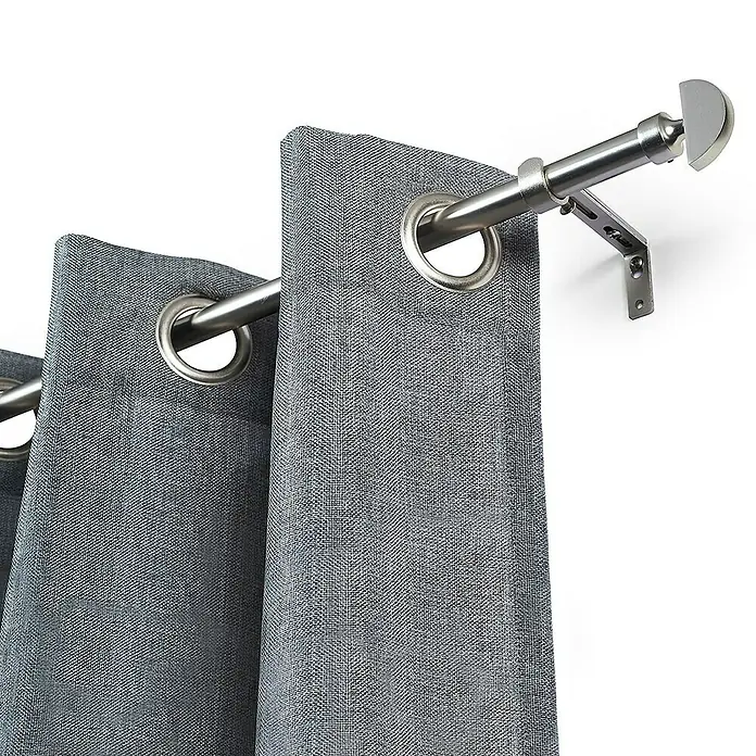 Barra para cortinas kit semicircular Metal - Ø x L: 19 mm x 200 cm, Metal, Plateado - Cortinas grises con ojales colgando de una barra de cortina plateada con un remate semicircular. La barra está fijada a una pared blanca.