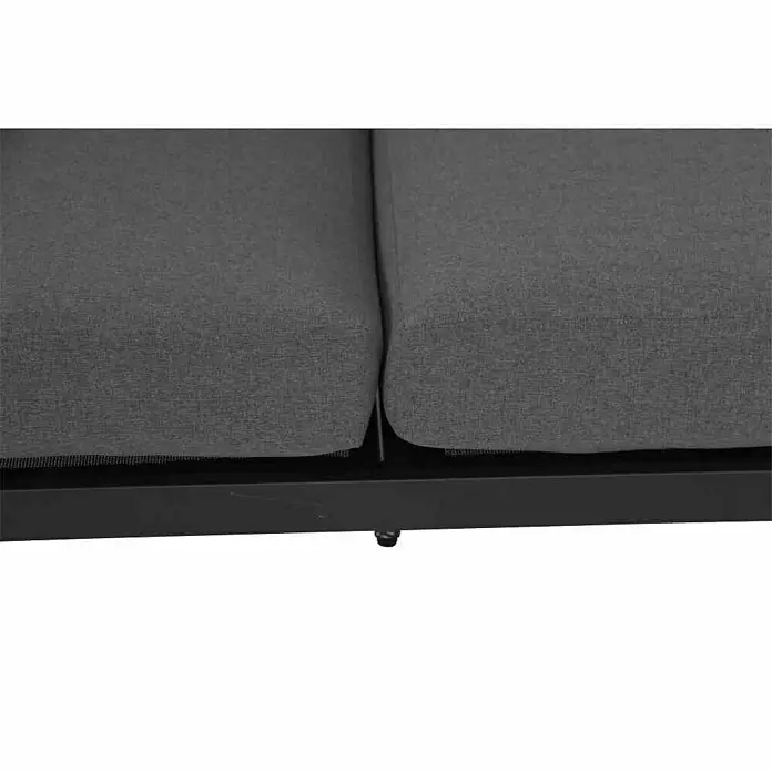 Siena Garden Lounge-Insel Alvida - B x T x H: 172 x 78 x 84 cm, Anthrazit, Position Ablage: Links - Nahaufnahme eines grauen Outdoor-Sofas mit schwarzem Rahmen. Bequeme Sitzkissen für entspannte Stunden im Freien.