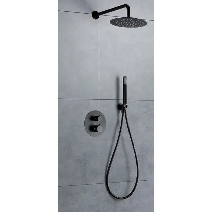 Imex Line Sistema de ducha empotrado - Black gun metal - Un moderno juego de ducha en negro mate que incluye un rociador tipo lluvia, una ducha de mano y una unidad de control redonda montada en una pared de azulejos grises.