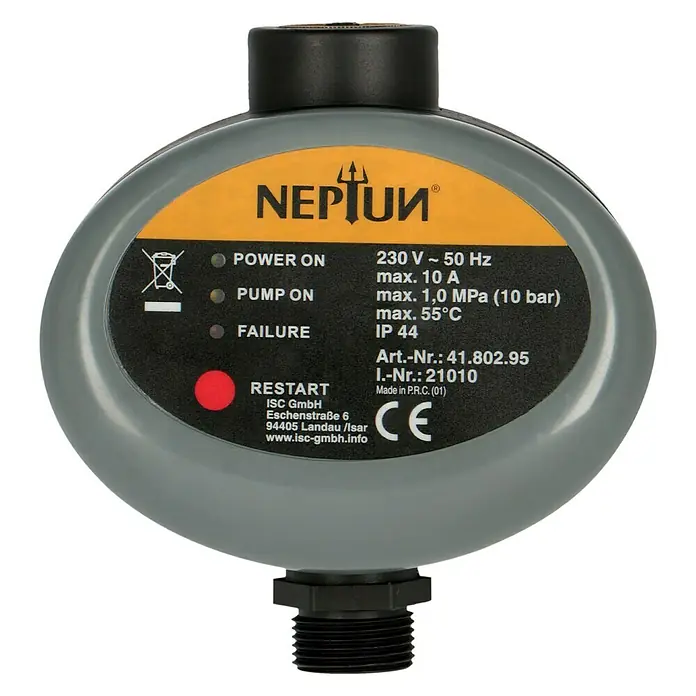 Neptun Durchflussschalter NDE-E 10 - Max. Druck: 10 bar - Nahaufnahme einer grauen NEPIUN-Drucksteuerung mit Informationen zu Leistung, Pumpe und Fehlerstatus.