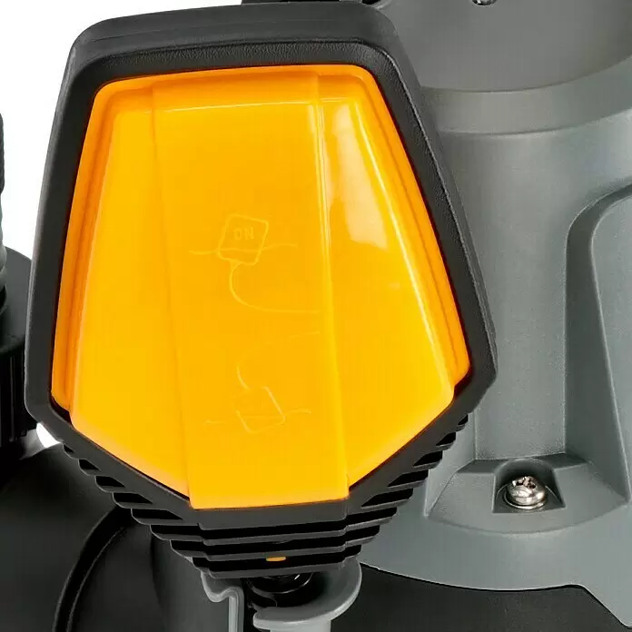 Neptun Klarwasser-Tauchpumpe NKP-E 22 - 220 W, Max. Fördermenge: 7.500 l/h - Gelbe Steuereinheit mit schwarzem Rand und ON/OFF-Markierungen, an einem grauen Maschinengehäuse befestigt.