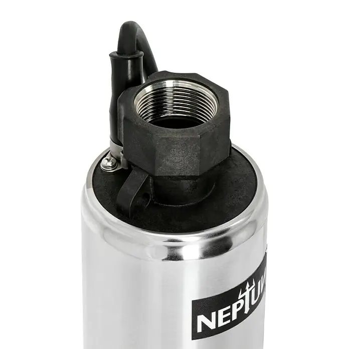 Neptun Tiefbrunnenpumpe NTP-E 100 - 1.000 W, Max. Fördermenge: 6.500 l/h - Nahaufnahme einer Neptun-Pumpe, die Details des Gewindes und der Konstruktion zeigt.