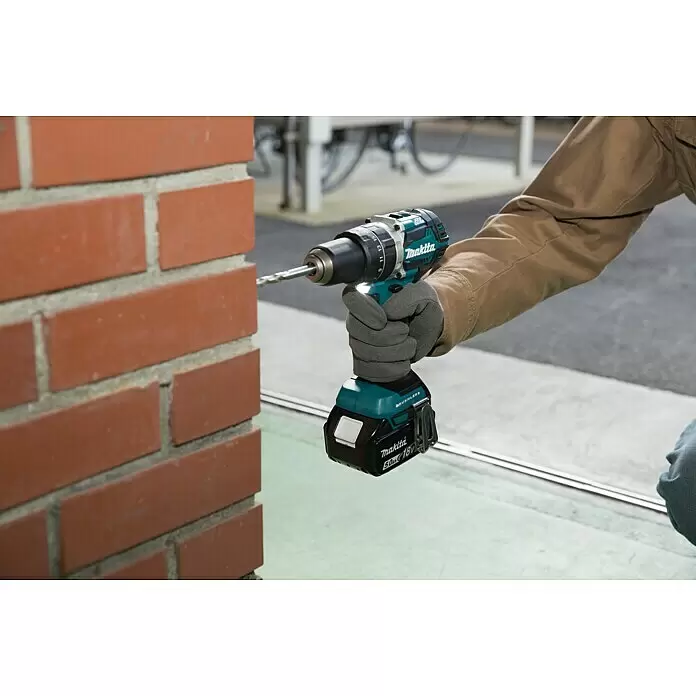 Makita LXT 18V Akku-Schlagbohrschrauber DHP484Z + Artikelnr. 33855482 hinzufügen* - 18 V, Ohne Akku, 54 Nm, Max. Schlagzahl: 30.000 /min - Anwendungsbeispiel