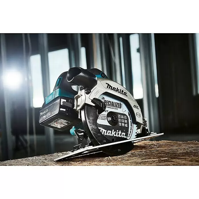 Makita LXT 18V Akku-Handkreissäge DHS660Z - 18 V, Ohne Akku, Leerlaufdrehzahl: 5.000 U/min - Stimmungsaufnahme