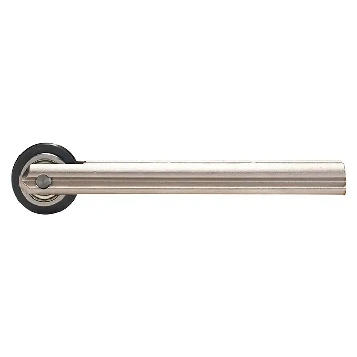 Rubi Rodel de corte de recambio Extreme Plus - 22 mm, 1 ud. - Primer plano de un rodillo guía, un accesorio para puertas correderas, que garantiza un movimiento suave y estable.