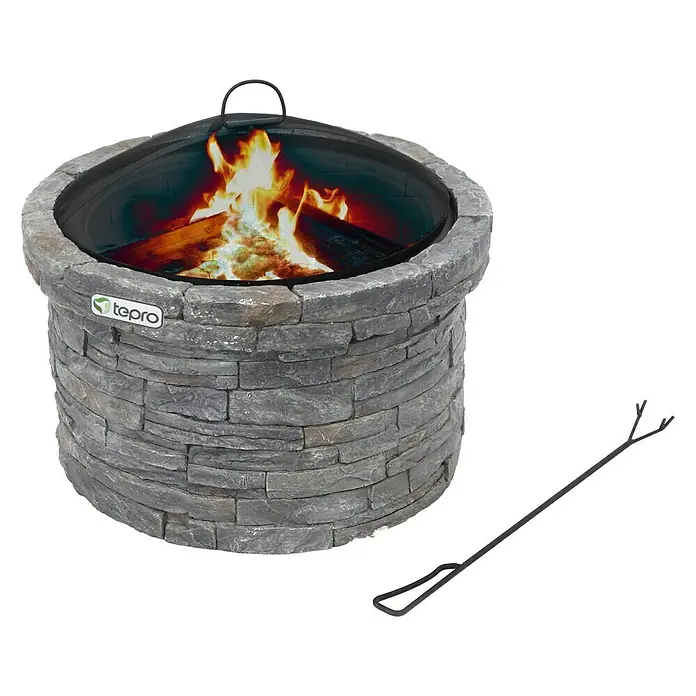 Tepro Feuerschale Gladstone - Durchmesser: 67,5 cm, Stahl - Feuerstelle mit Steindekor, inklusive Funkenschutzgitter und Schürhaken für sichere und gemütliche Abende im Garten oder auf der Terrasse.