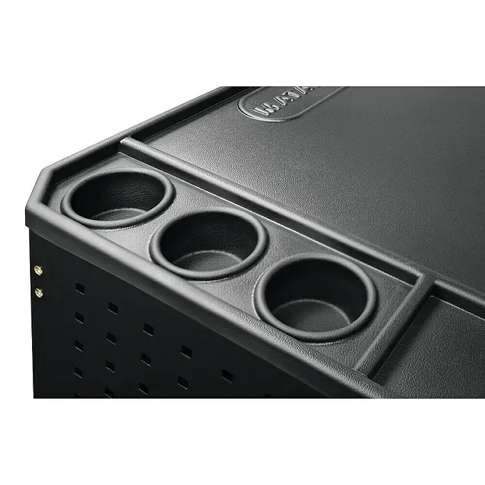 Matador Werkstattwagen Ratio Industrial - L x B x H: 470 x 785 x 1.030 mm, Anzahl Schubladen: 7 Stk., Zubehör: 242 -tlg. - Nahaufnahme eines schwarzen Werkstattwagens mit Getränkehaltern und Ablagefläche. Ideal für Ordnung und Komfort in der Werkstatt.