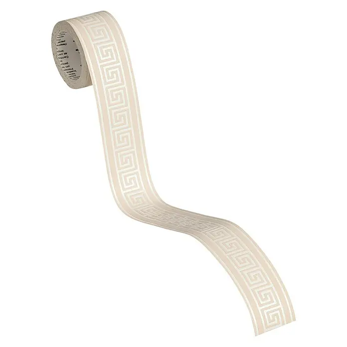 A.S. Création Only Borders 11 Tapetenborte Mäander - Beige, 5 x 0,04 m, Selbstklebefolie - Nahaufnahme einer Rolle Bordürenband mit einem griechischen Mäandermuster auf beigem Grund. Ideal zur Dekoration von Wänden und Möbeln.