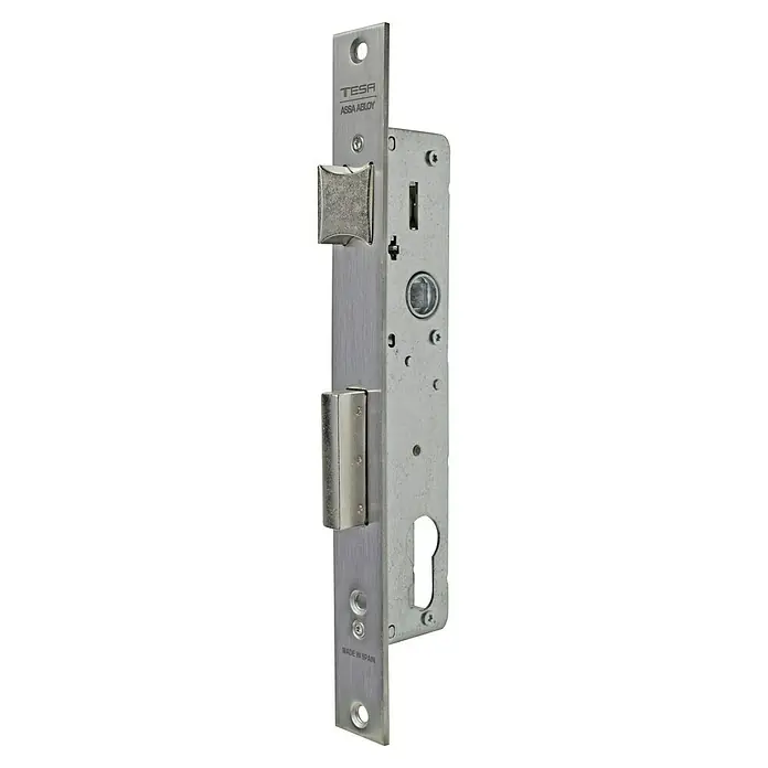 Tesa Assa Abloy Cerradura de embutir de puerta de entrada 2210D - 30 mm - Vista detallada de una cerradura de puerta de metal Tesa, conocida por su alta calidad y seguridad.
