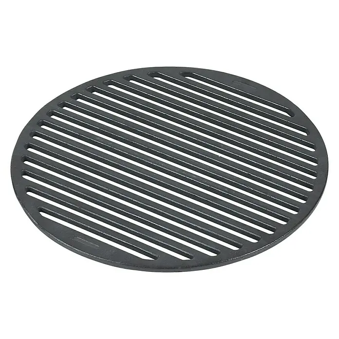 Tepro Grillrost - Durchmesser: 30,5 cm - Ein runder, gusseiserner Grillrost mit parallelen Rillen auf schwarzem Hintergrund für köstliche Grillgerichte.